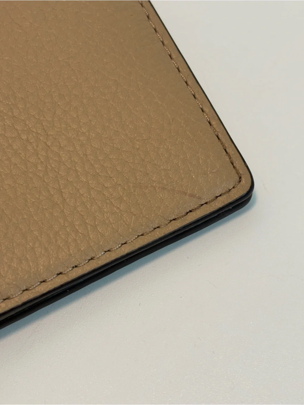 MICHAEL KORS ($158) Izzy Large Slim Wallet in Camel Pebbled Leather (Retail)